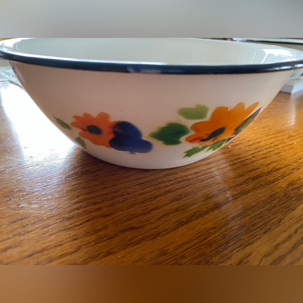 Vintage Bon Voyage Enamelware 1950’s Bowl, Floral Pattern, White With Bl…